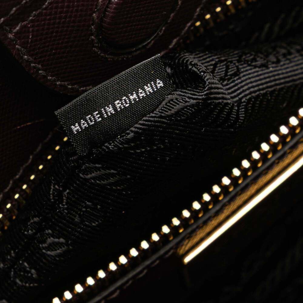 PRADA Purple Leather Shoulder Bag - Picture 9 of 10